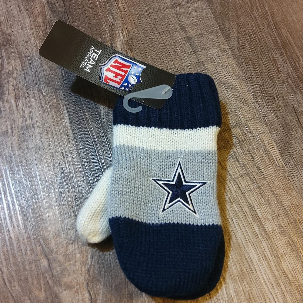 NFL Dallas Cowboys Boy's Mittens NWT - OS
